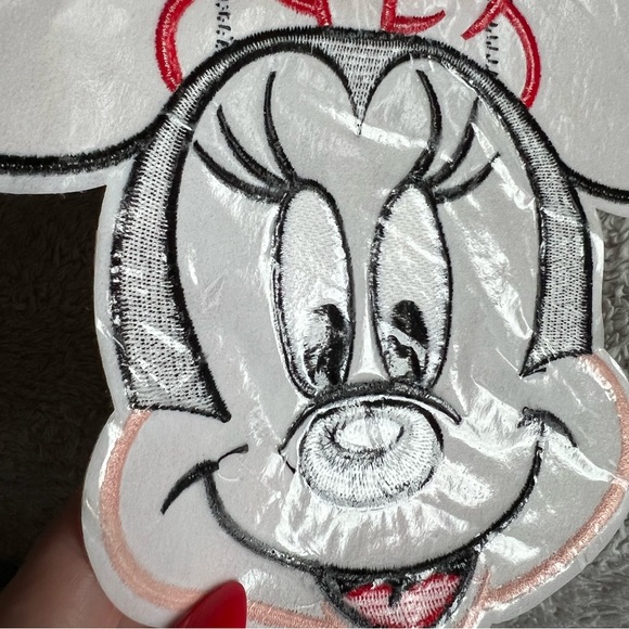 Minnie Mouse Patch Oversized Disney Kid’s Cartoon Disneyland Large Iron On NEW - Picture 4 of 5
